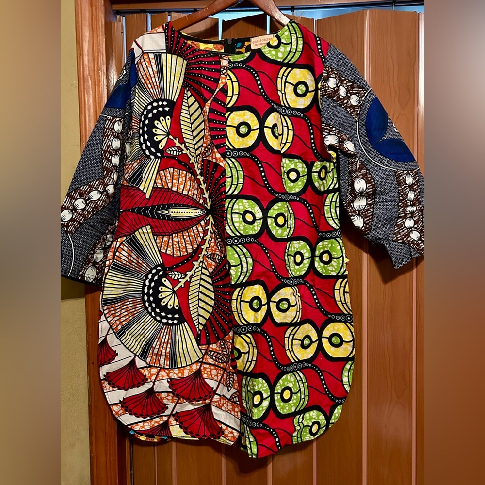 Grass fields Authentic African Print tunic top size 18 gorgeous